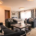 палас 4* Казанлък