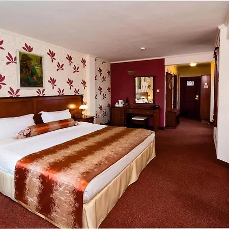 Hotel Palas Kazanlŭk