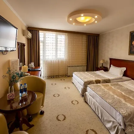 Hotel Palas Kazanlŭk