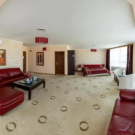 Hotel Palas Kazanlŭk