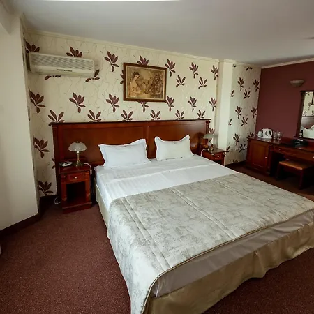 Hotel Palas 4* Kazanlŭk